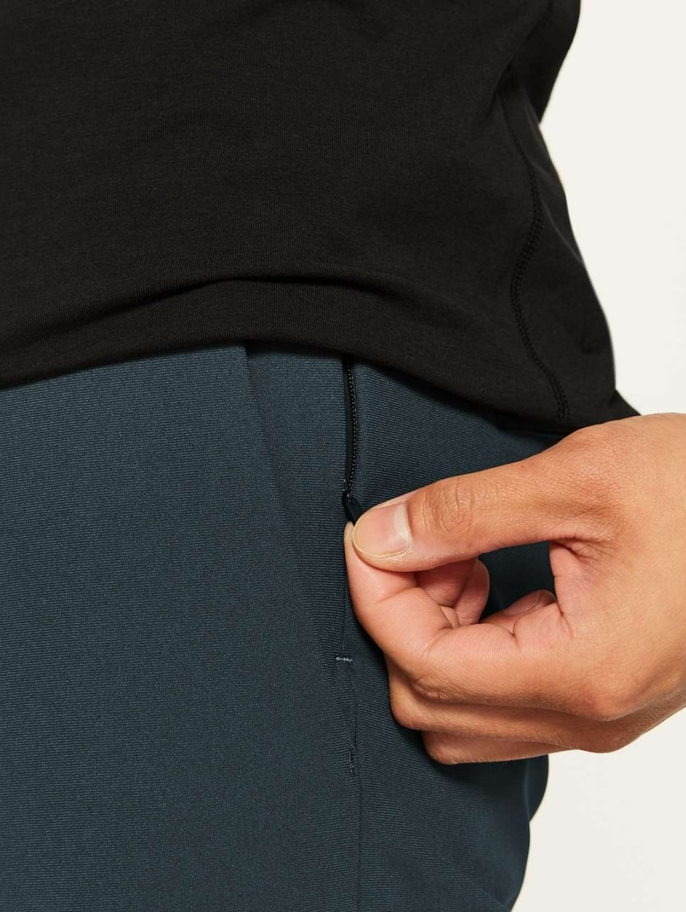 Lululemon Commission Pant Slim HEMMED - Picture 5 of 9